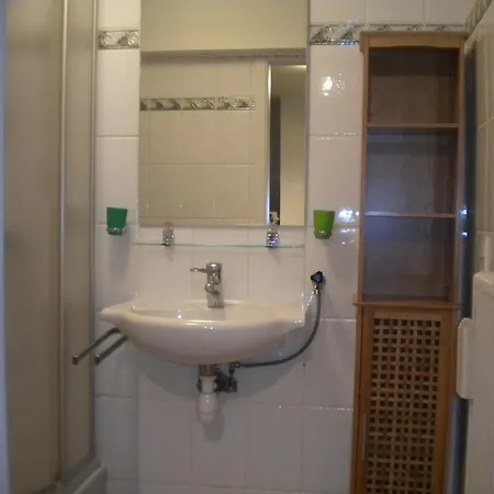 Sandeman Apartment